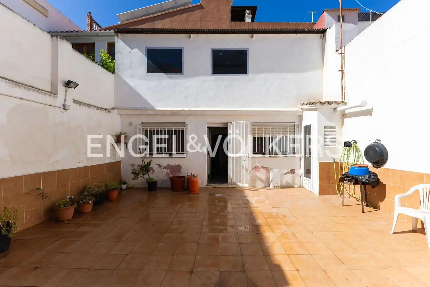 Vista exterior de Casa o xalet en venda en Burjassot amb Calefacció