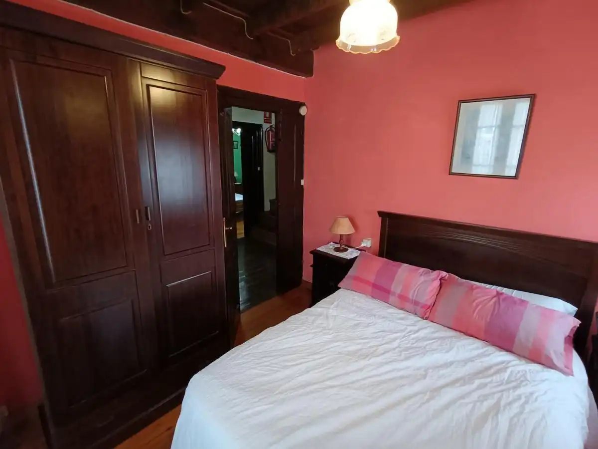 Habitación de Casa o chalet en venta en Llanes con Calefacción, Terraza y Trastero