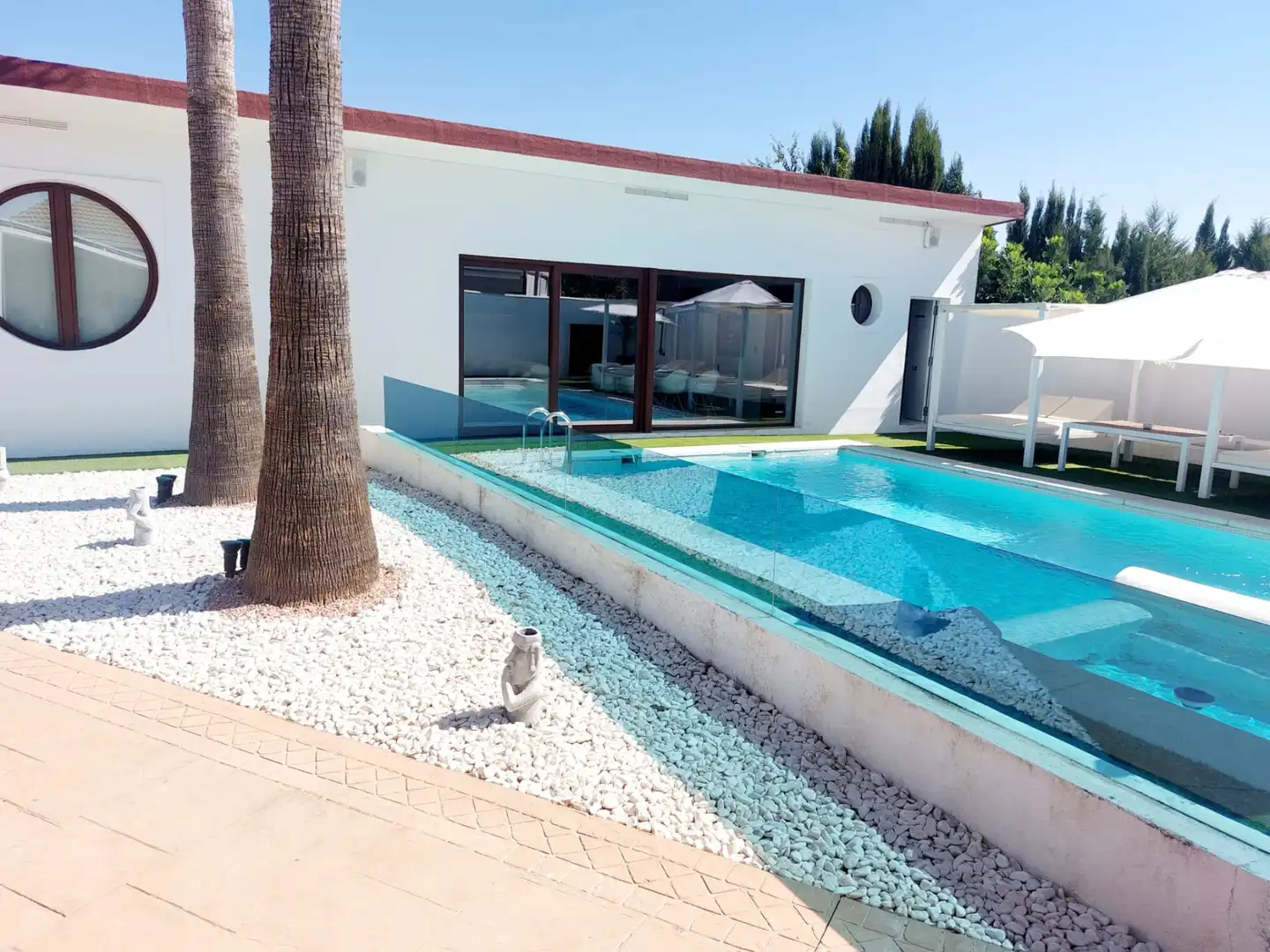 Piscina de Casa o xalet en venda en Córdoba amb Aire condicionat, Calefacció i Jardí privat