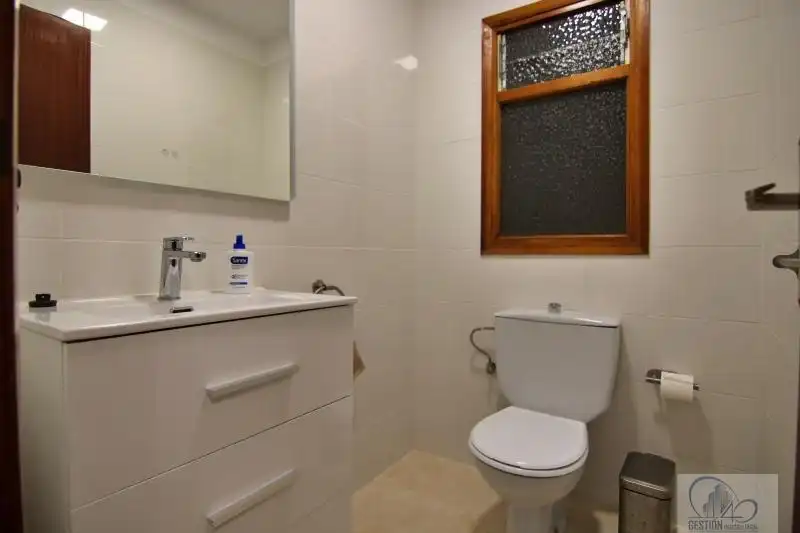 Baño de Piso de alquiler en Los Realejos con Terraza, Amueblado y Balcón