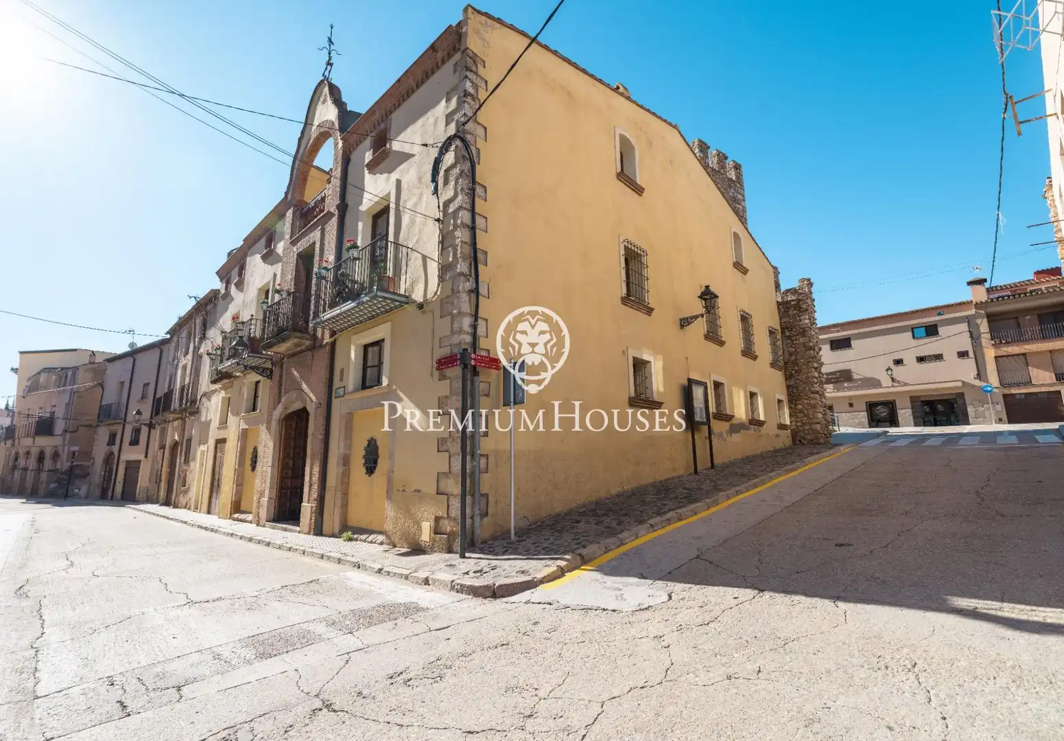 Houses for sale in Montblanc, Tarragona