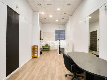 Local comercial en venda a Ciudad Lineal