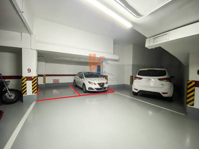 Garaje en Venta en Rua Horreo, 176 en Ensanche - Sar