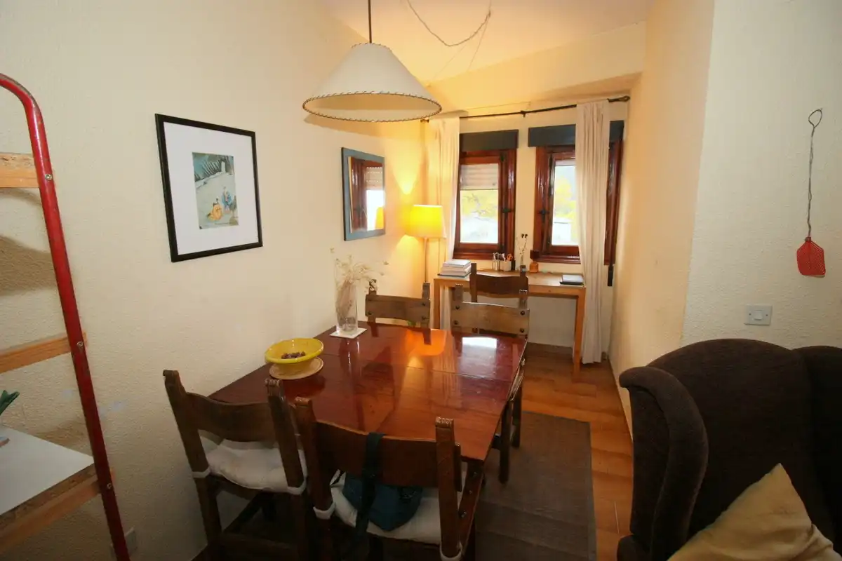 Comedor de Piso en venta en Cuevas del Valle con Calefacción, Amueblado y Balcón