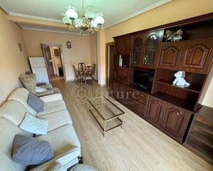 Sala d'estar de Pis de lloguer en Salamanca Capital amb Calefacció, Moblat i Balcó