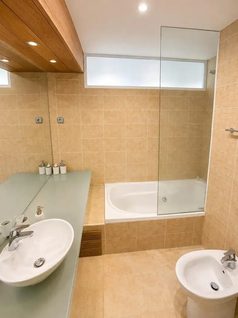 Baño de Apartamento en venta en Benalmádena con Aire acondicionado, Jardín privado y Terraza