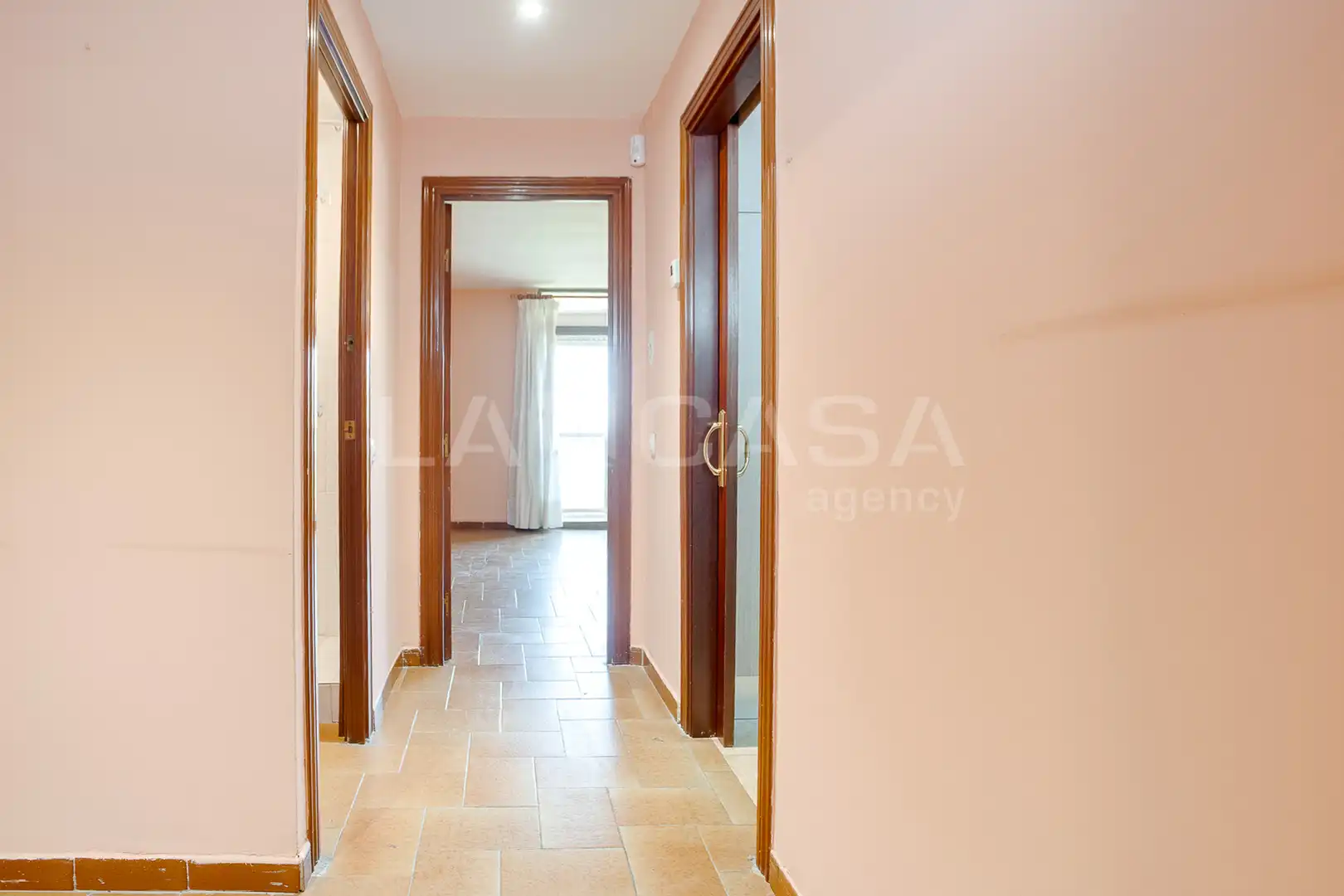 Dúplex en venta en Barcelona con Calefacción y Balcón