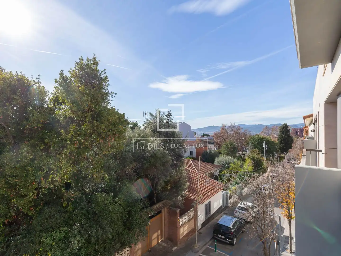 Vista exterior de Piso en venta en Sant Just Desvern con Aire acondicionado y Balcón