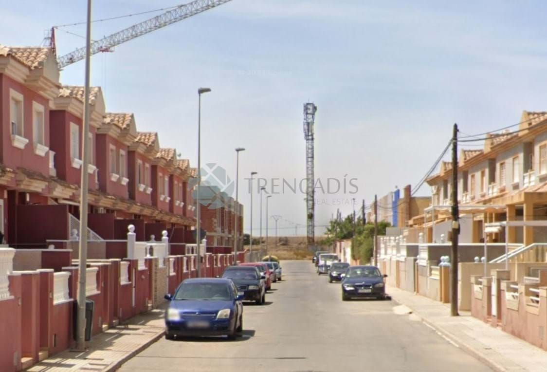 Vista exterior de Casa o xalet en venda en Cartagena amb Traster