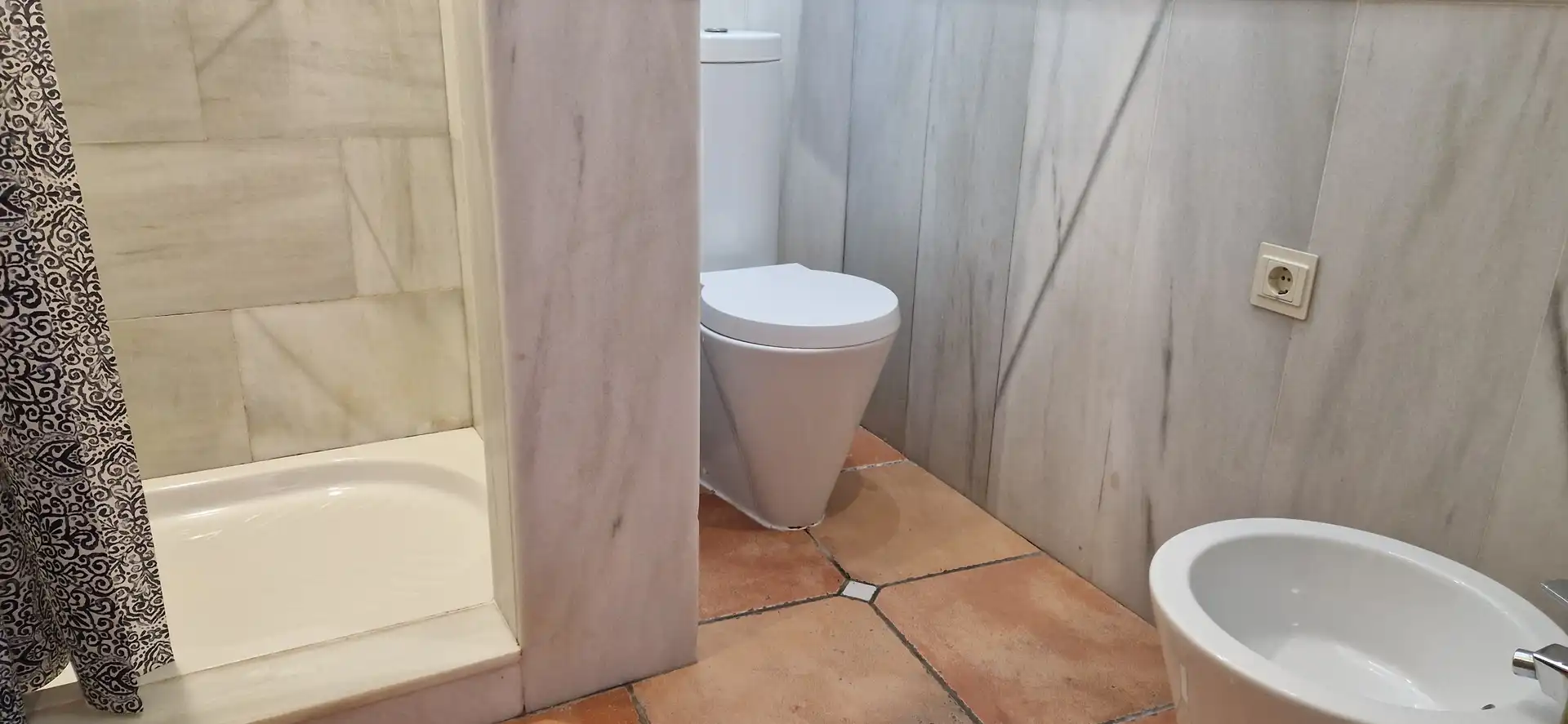 Bathroom of Houses for sale in Granada  with Air Conditioner, Heating and Private garden