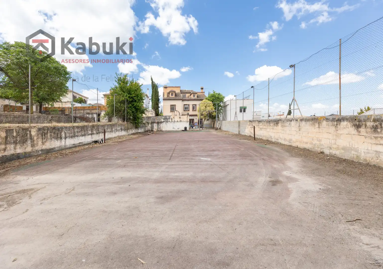 Terreno residencial en venta en Cájar - CL JAZMIN