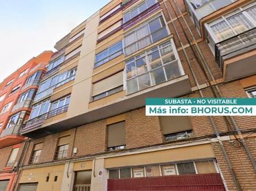 Pis amb ascensor en venda a Templarios 7