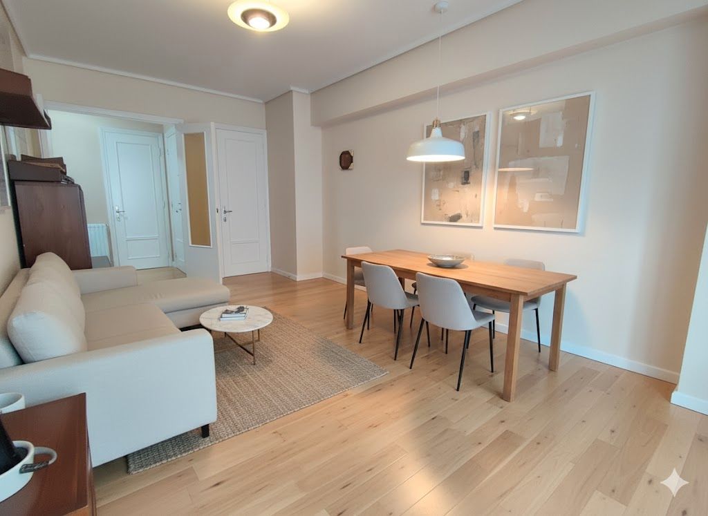 Living room of Flat for sale in Bilbao   with Heating and Terrace