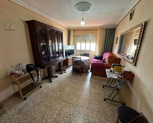 Living room of Flat for sale in Salamanca Capital  with Heating and Balcony