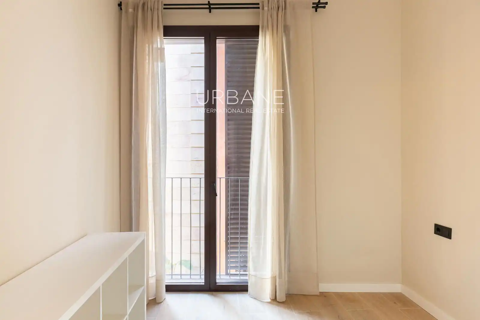 Schlafzimmer von Wohnung zum Verkauf in Barcelona mit Klimaanlage, Heizung und Parkett