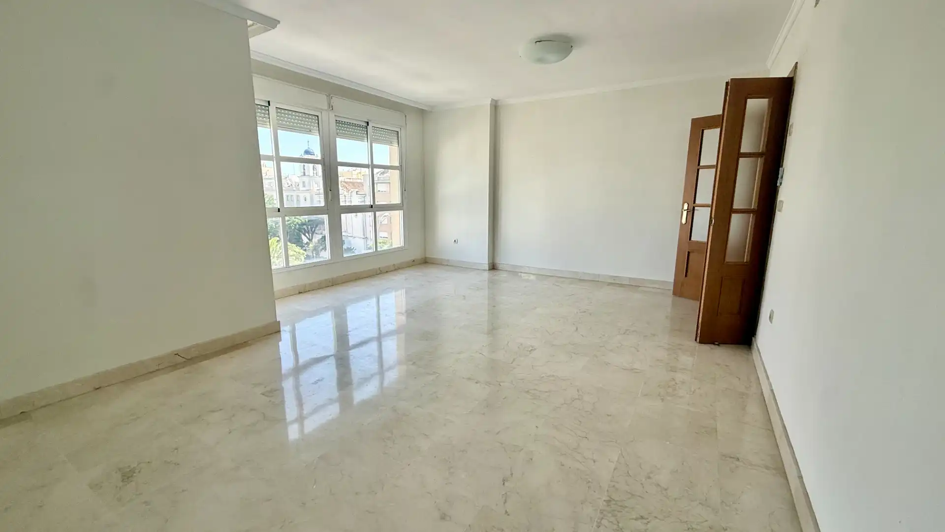 Außenansicht von Wohnung zur Miete in Cádiz
