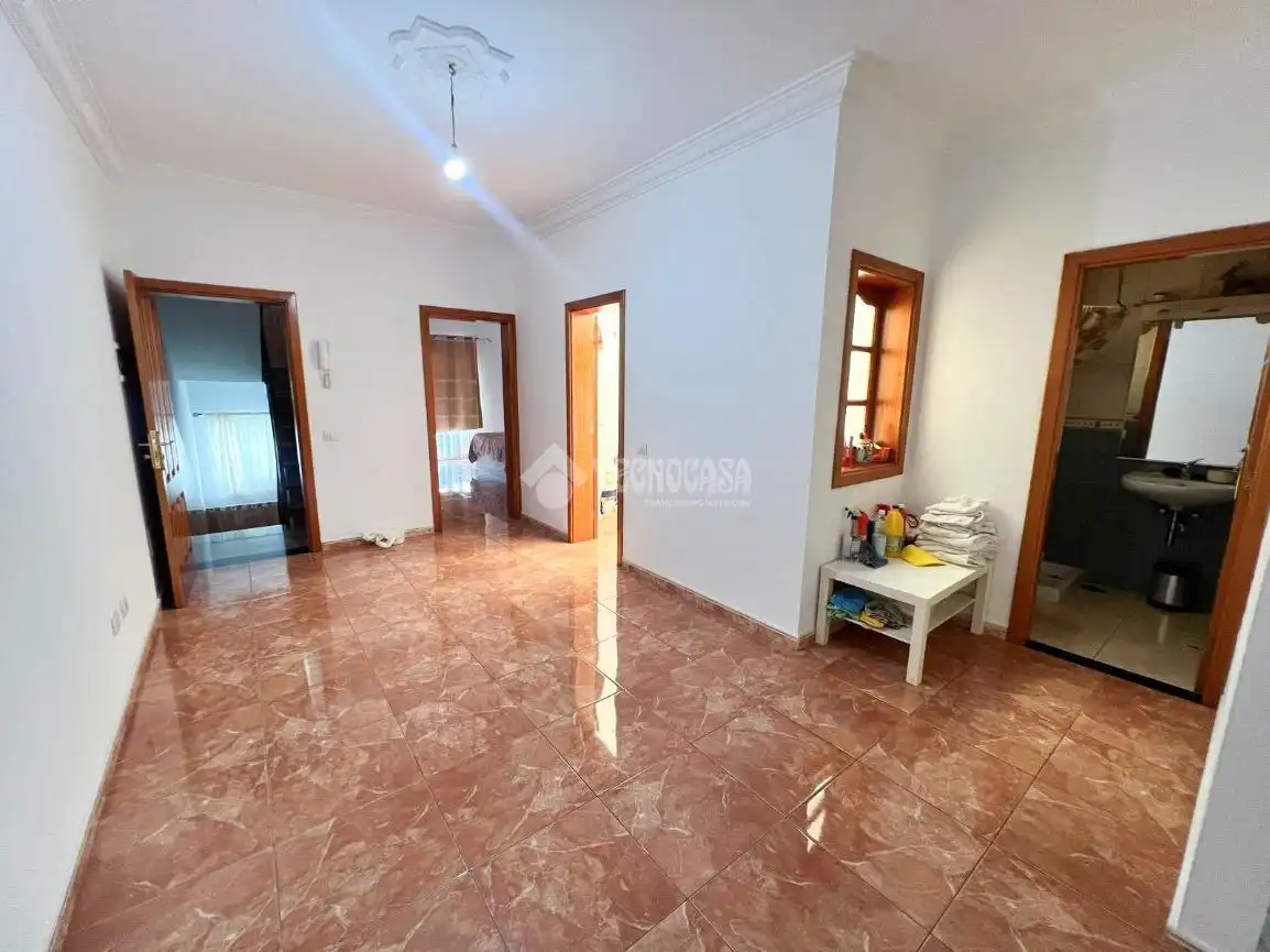 Casa adosada en venta en Santa Lucía de Tirajana con Balcón