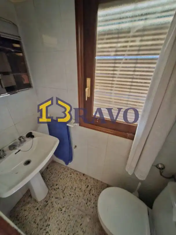 Habitación de Piso en venta en Villarcayo de Merindad de Castilla la Vieja con Calefacción y Amueblado