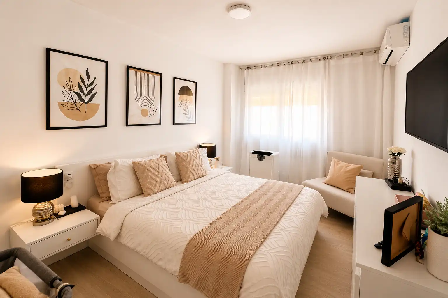 Schlafzimmer von Maisonette zum Verkauf in Sant Adrià de Besòs mit Klimaanlage, Heizung und Ofen