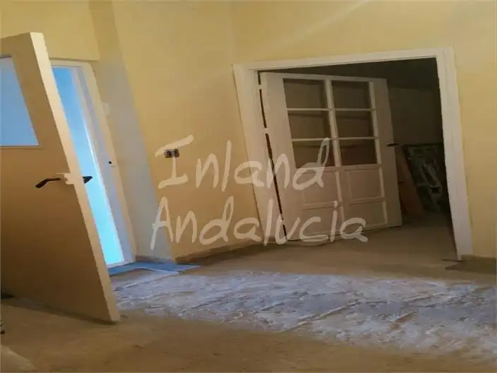 Casa adosada en venda en Loja amb Traster i Internet