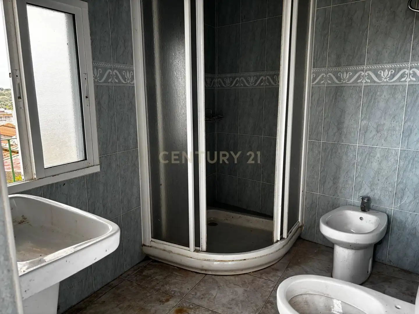 Baño de Casa o chalet en venta en Torrejoncillo con Aire acondicionado, Jardín privado y Trastero