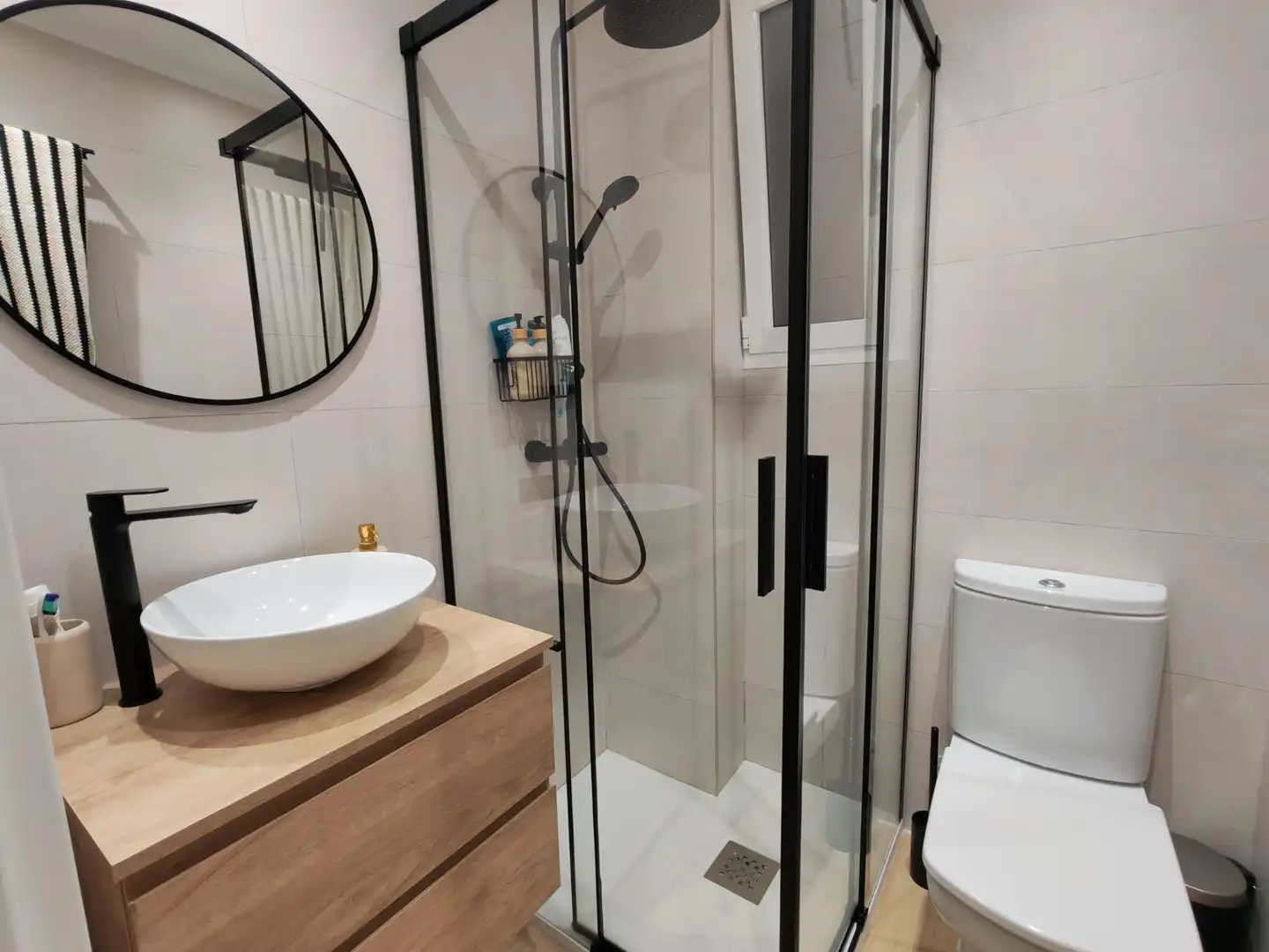 Baño de Piso en venta en Abanto y Ciérvana-Abanto Zierbena con Calefacción