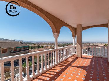 Casa bifamiliare in vendita a Jun