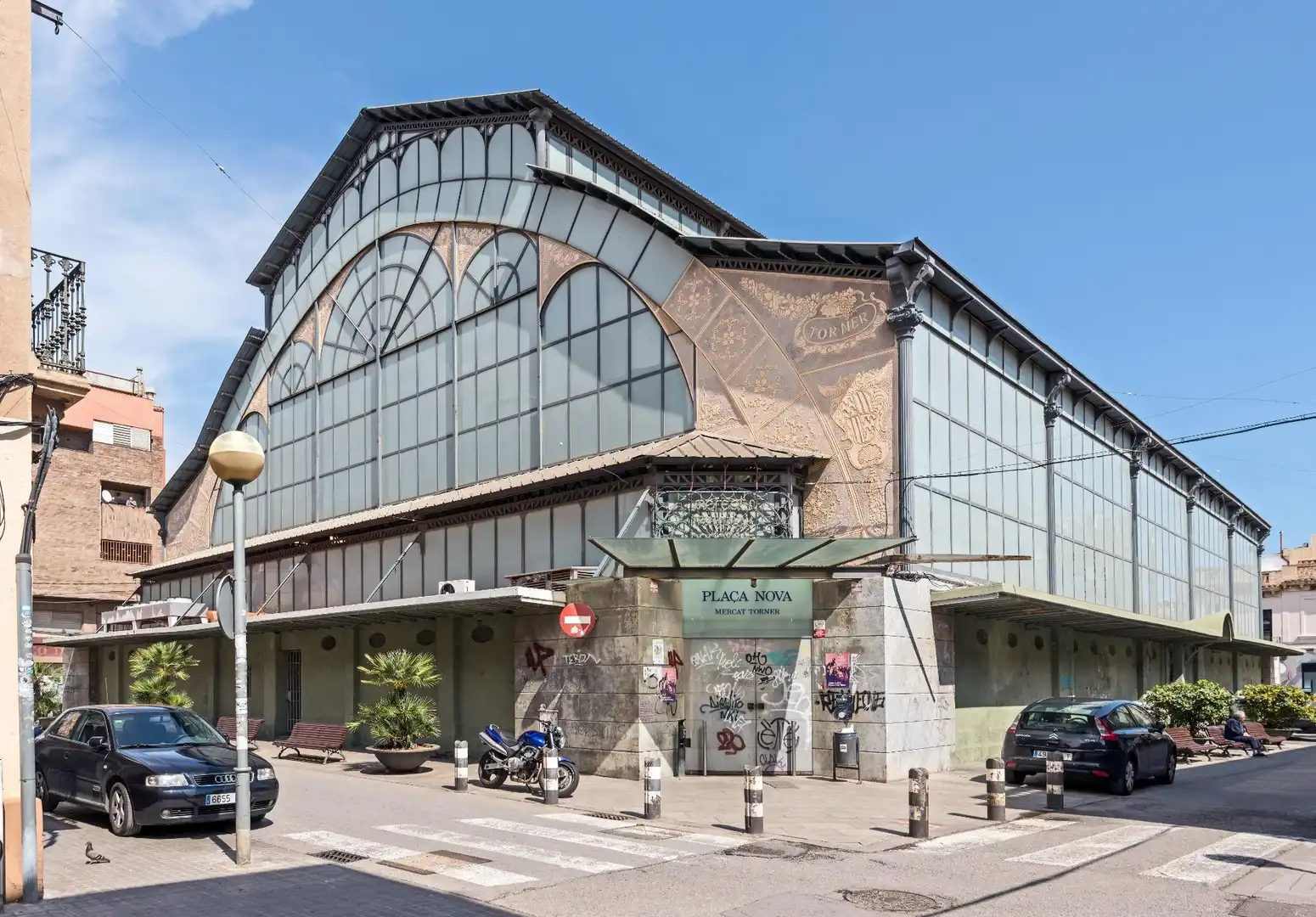 Vista exterior de Edificio en venta en Badalona