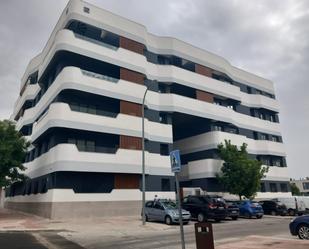 Vista exterior de Àtic en venda en Torrejón de Ardoz amb Aire condicionat i Terrassa