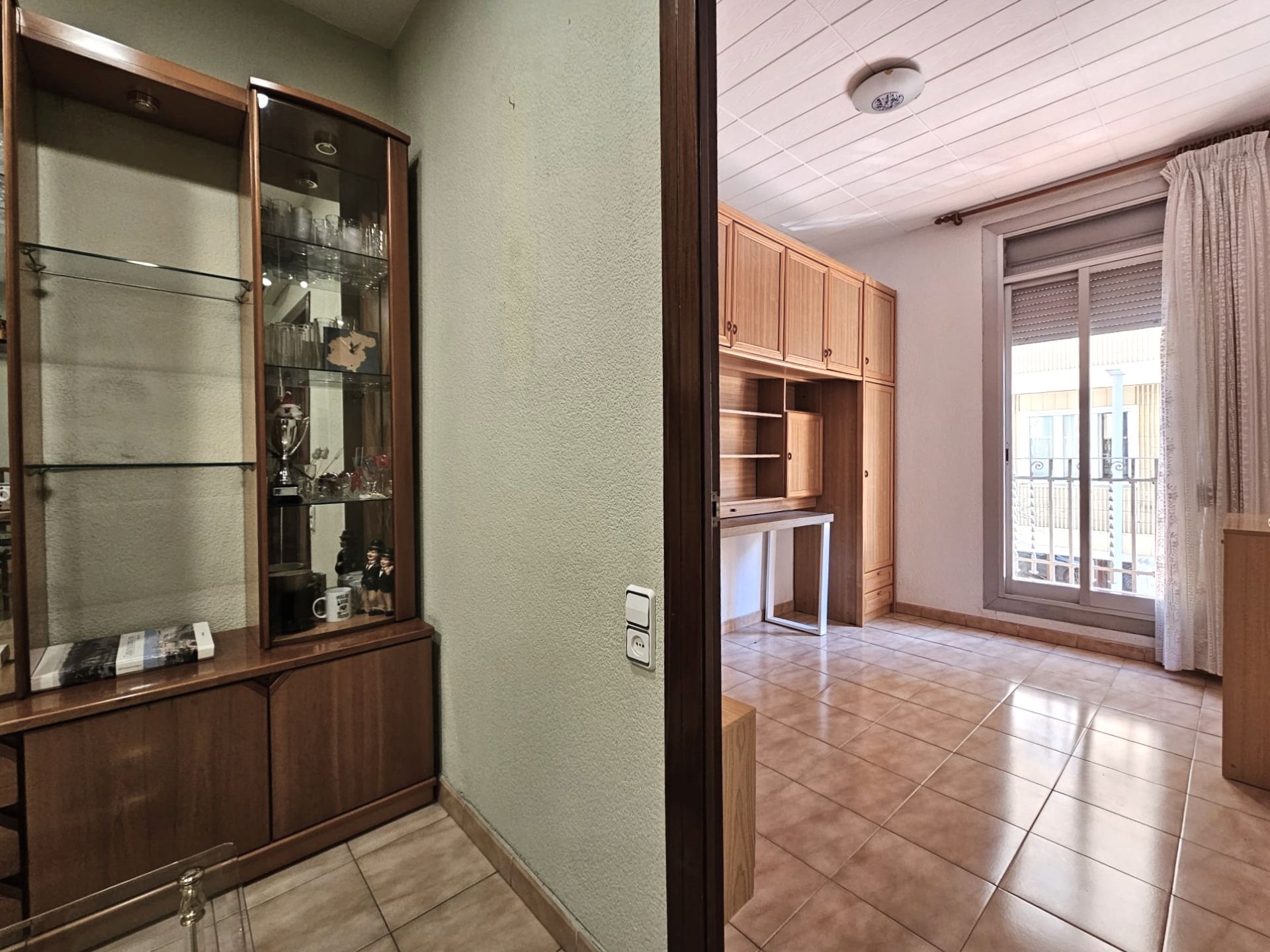 Piso en venta en  Barcelona Capital con Balcón y Alarma