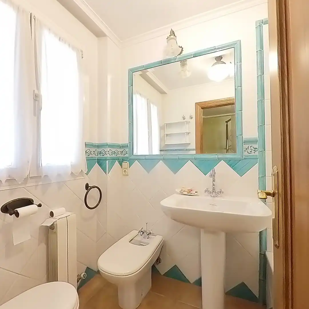 Bathroom of Houses for sale in Granada  with Heating, Private garden and Terrace