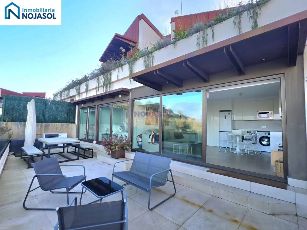 Terraza de Apartamento en venta en Comillas (Cantabria) con Calefacción, Terraza y Alarma