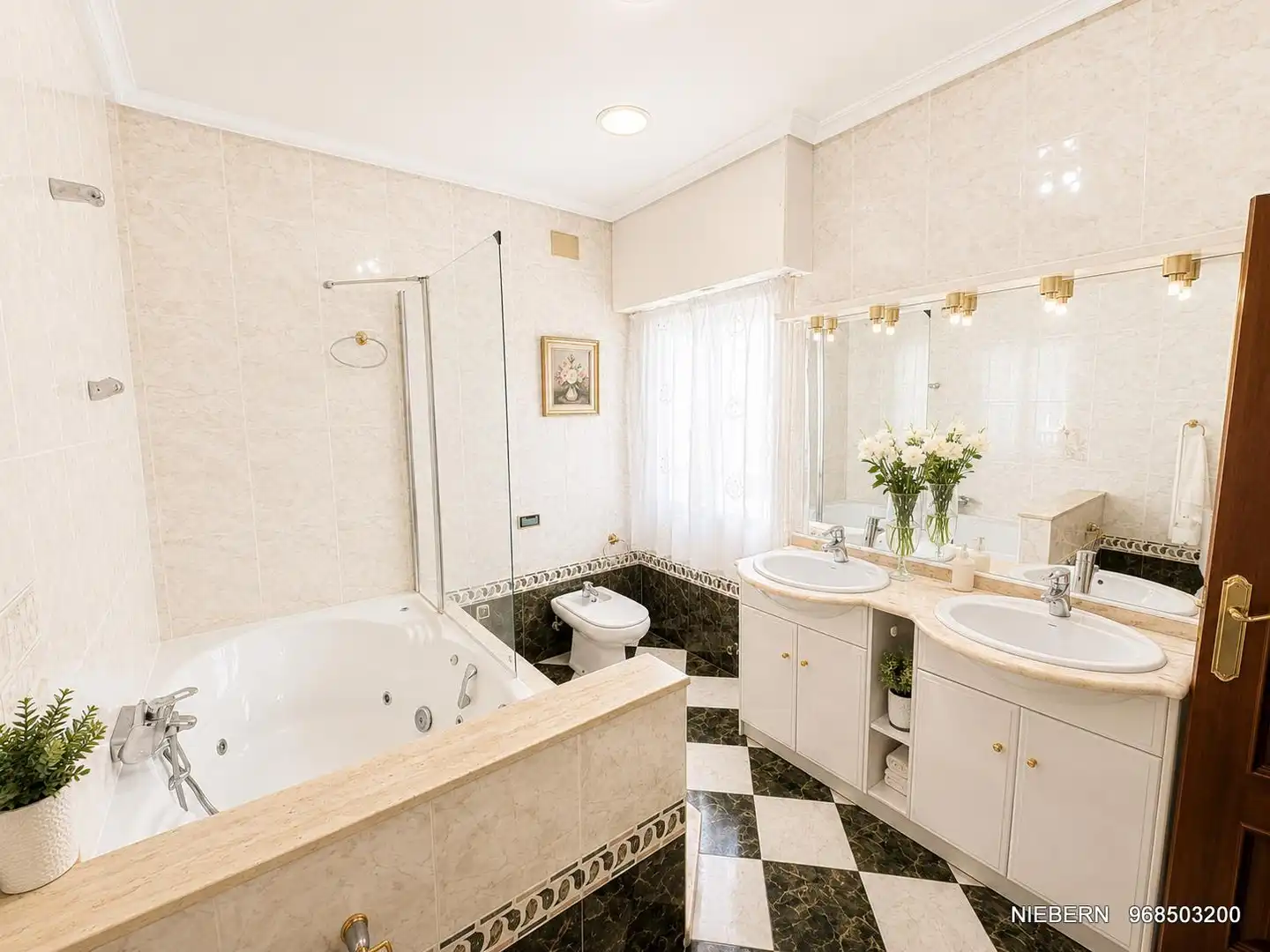 Baño de Piso de alquiler en Cartagena con Aire acondicionado, Amueblado y Horno