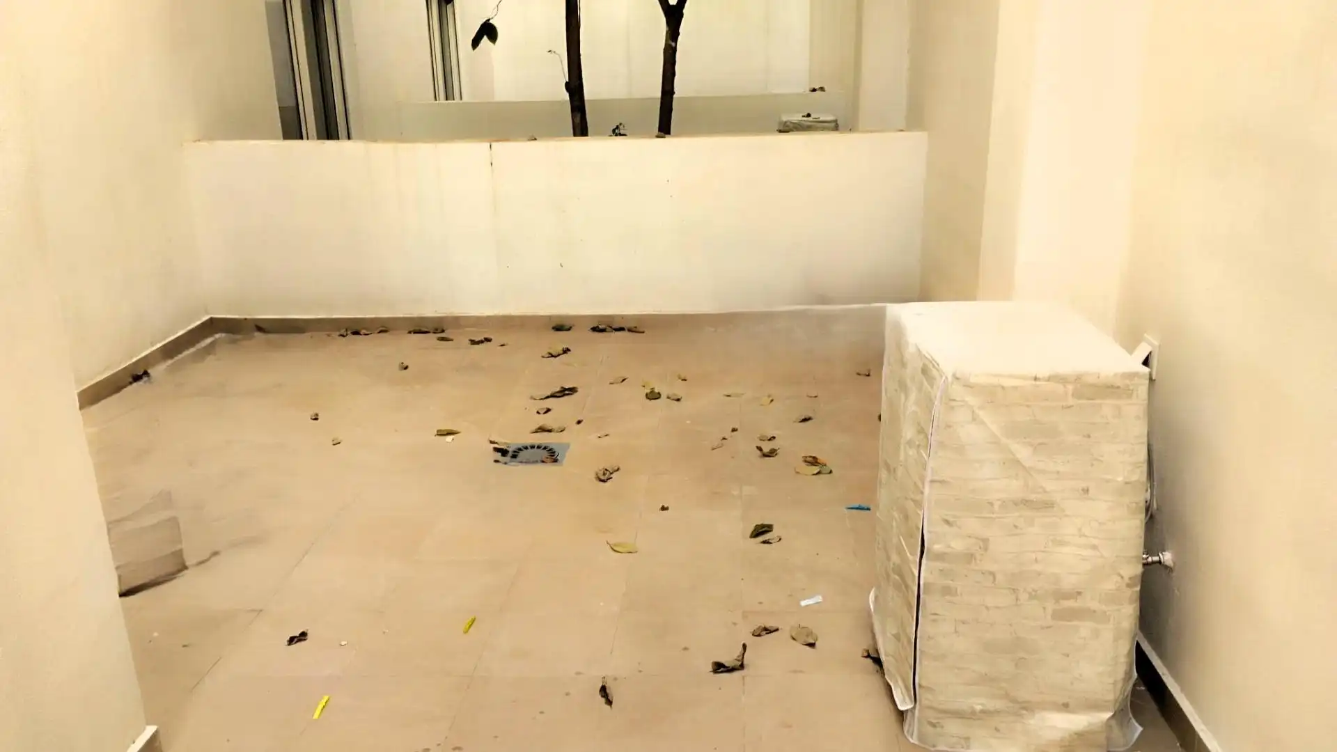 Ground floor for sale in Xirivella  with Air Conditioner, Terrace and Furnished
