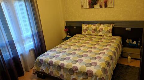 Foto 4 de Piso en venta en Calle de Alfredo Marqueríe, La Paz, Madrid