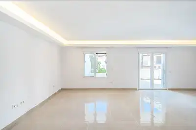 Casa a schiera con terrazza in vendita a Calle Salvador Dali 3, imagen 7