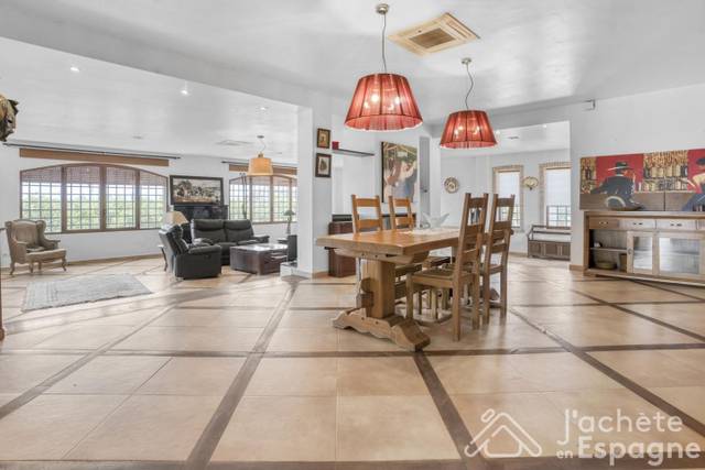 Casa-chalet en Venta en Universo en Camí de Paterna - Lloma del Calderer