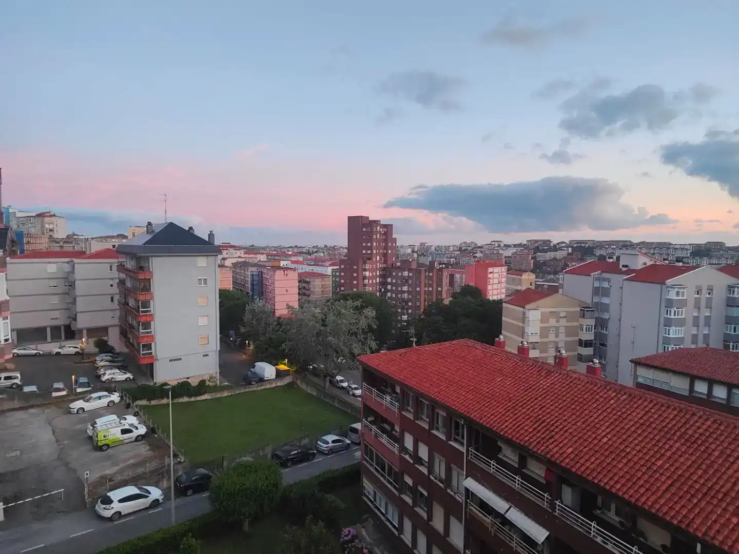 Vista exterior de Piso en venta en Los Castros