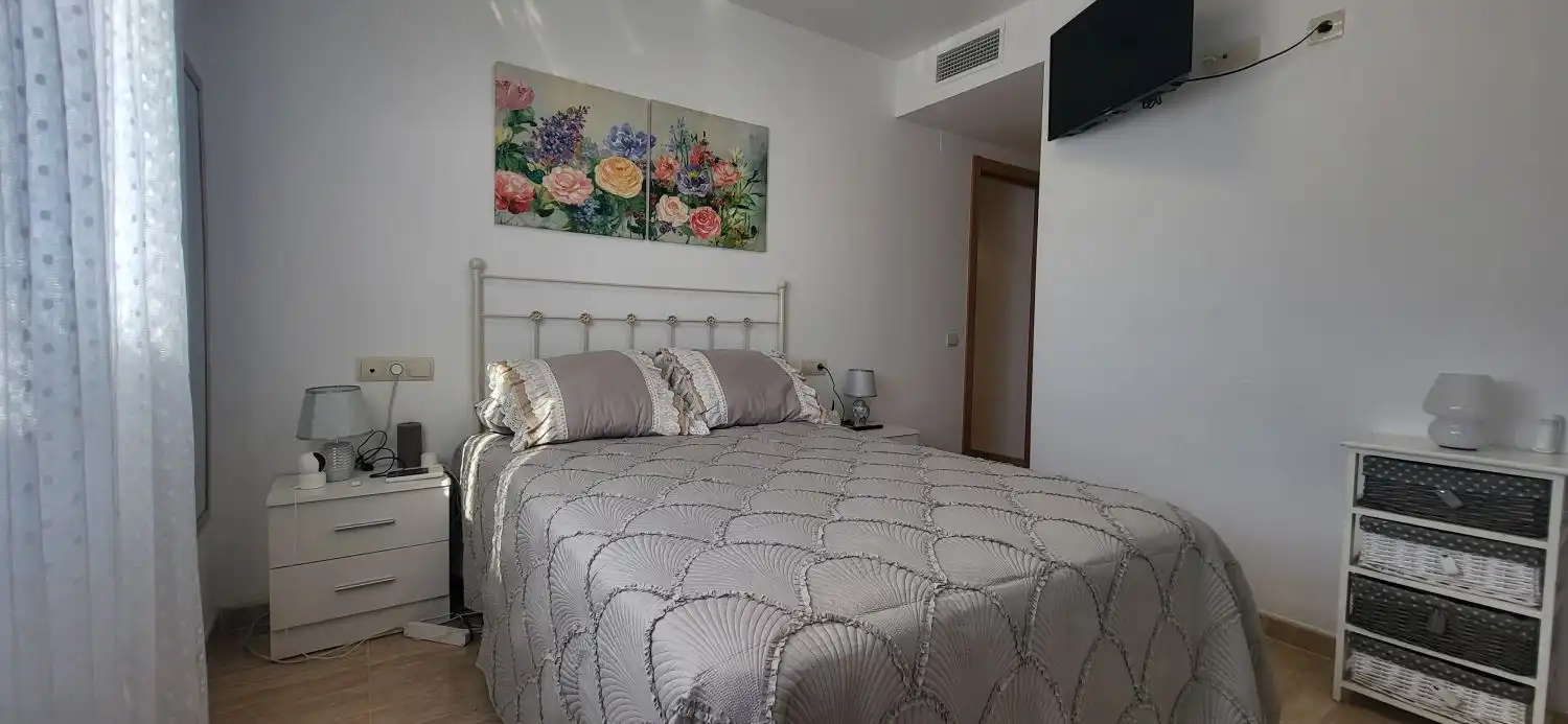 Dormitori de Apartament en venda en Camarles amb Aire condicionat