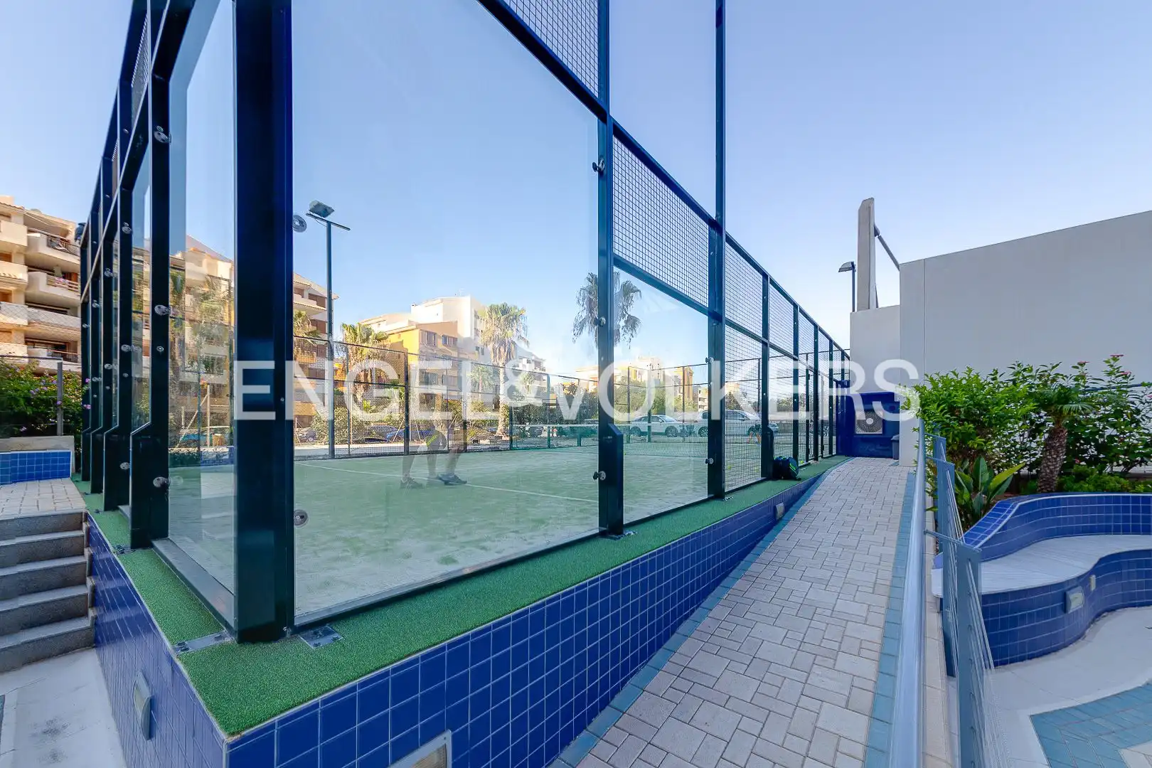 Außenansicht von Erdgeschoss zum Verkauf in Torrevieja mit Klimaanlage, Heizung und Terrasse