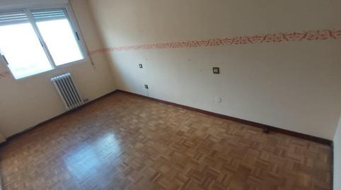 Foto 4 de Pis en venda a Villaquilambre, León