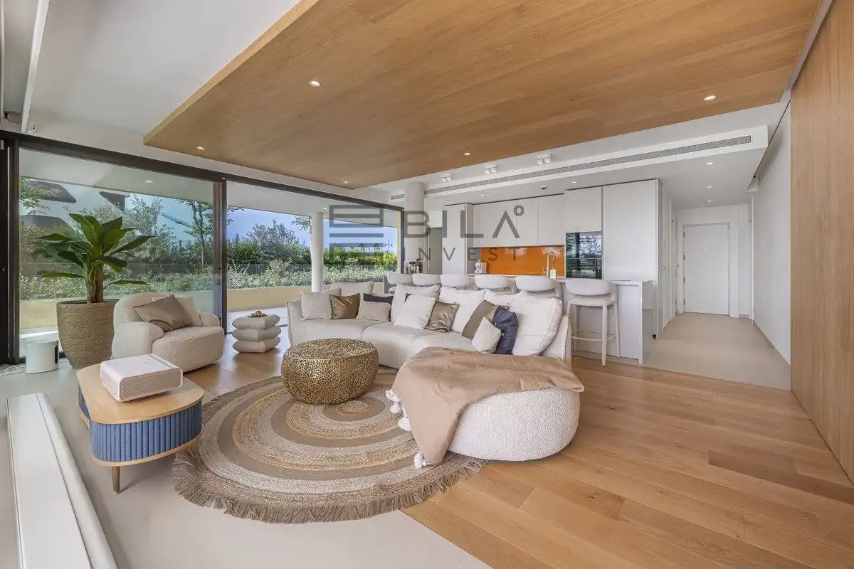 Flat with pool for sale in Higuerón South Residences, imagen 6
