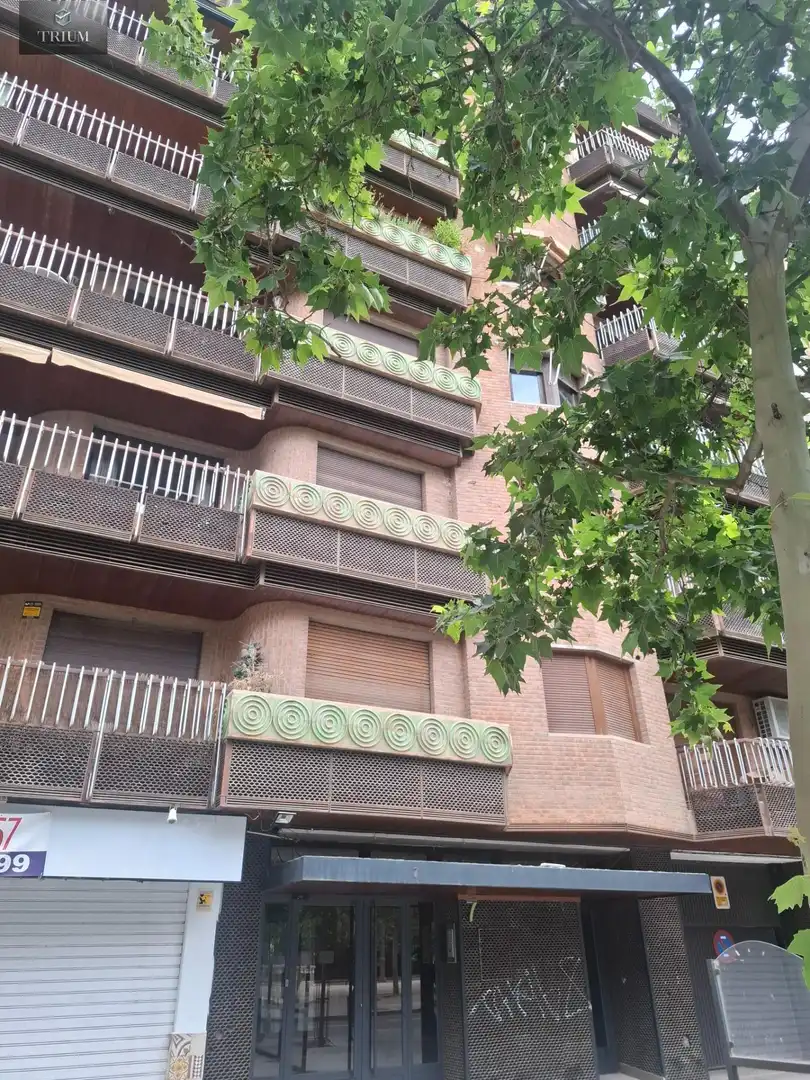 Außenansicht von Wohnung zur Miete in Granada mit Klimaanlage, Heizung und Möbliert