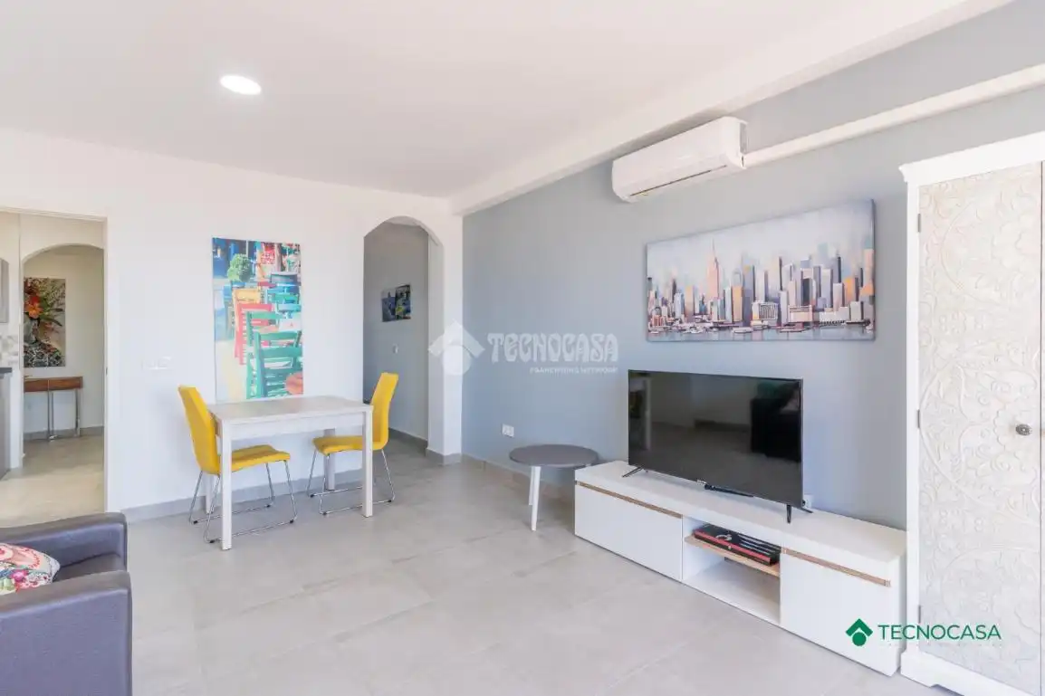 Sala de estar de Piso en venta en Roquetas de Mar con Aire acondicionado y Terraza