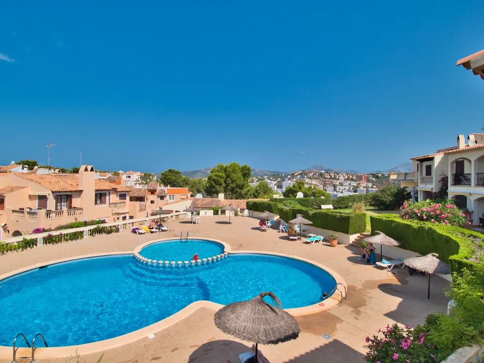Swimming pool of Apartment for sale in Calvià  with Air Conditioner