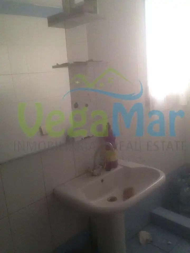 Badezimmer von Fabrikhallen zur Miete in Almuñécar