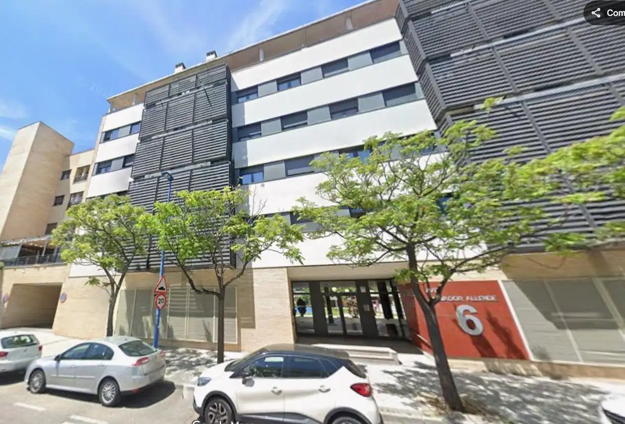 Vista exterior de Garatge en venda en Leganés