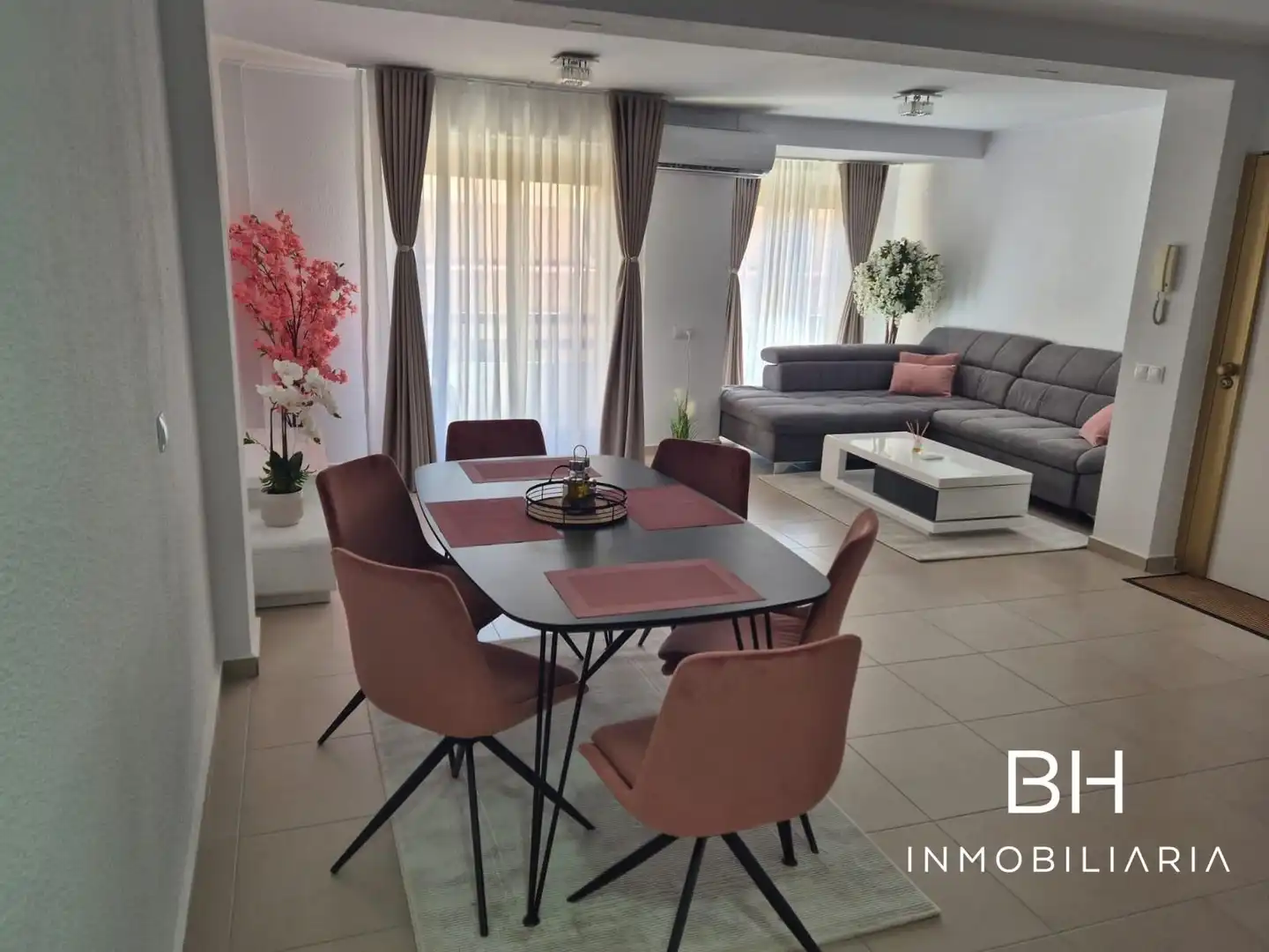 Flat with terrace to rent in Santa Pola ciudad