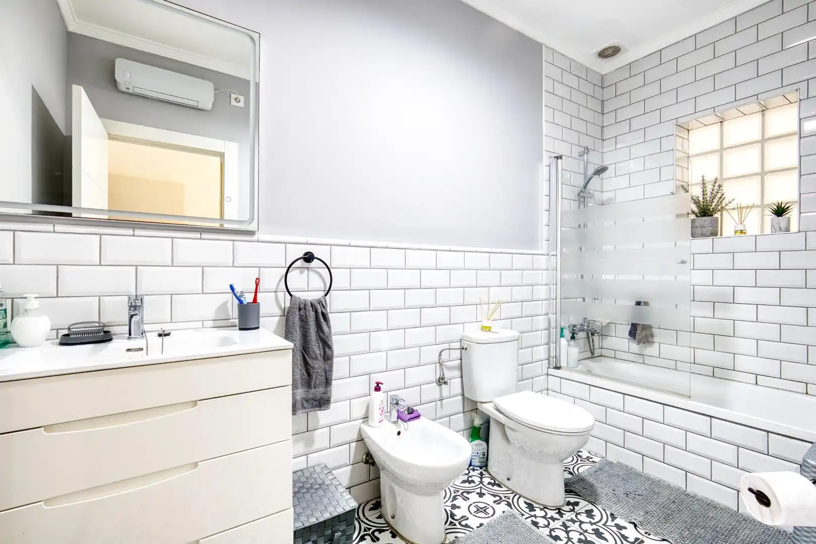 Baño de Casa adosada en venta en Torre-Pacheco con Aire acondicionado, Calefacción y Jardín privado