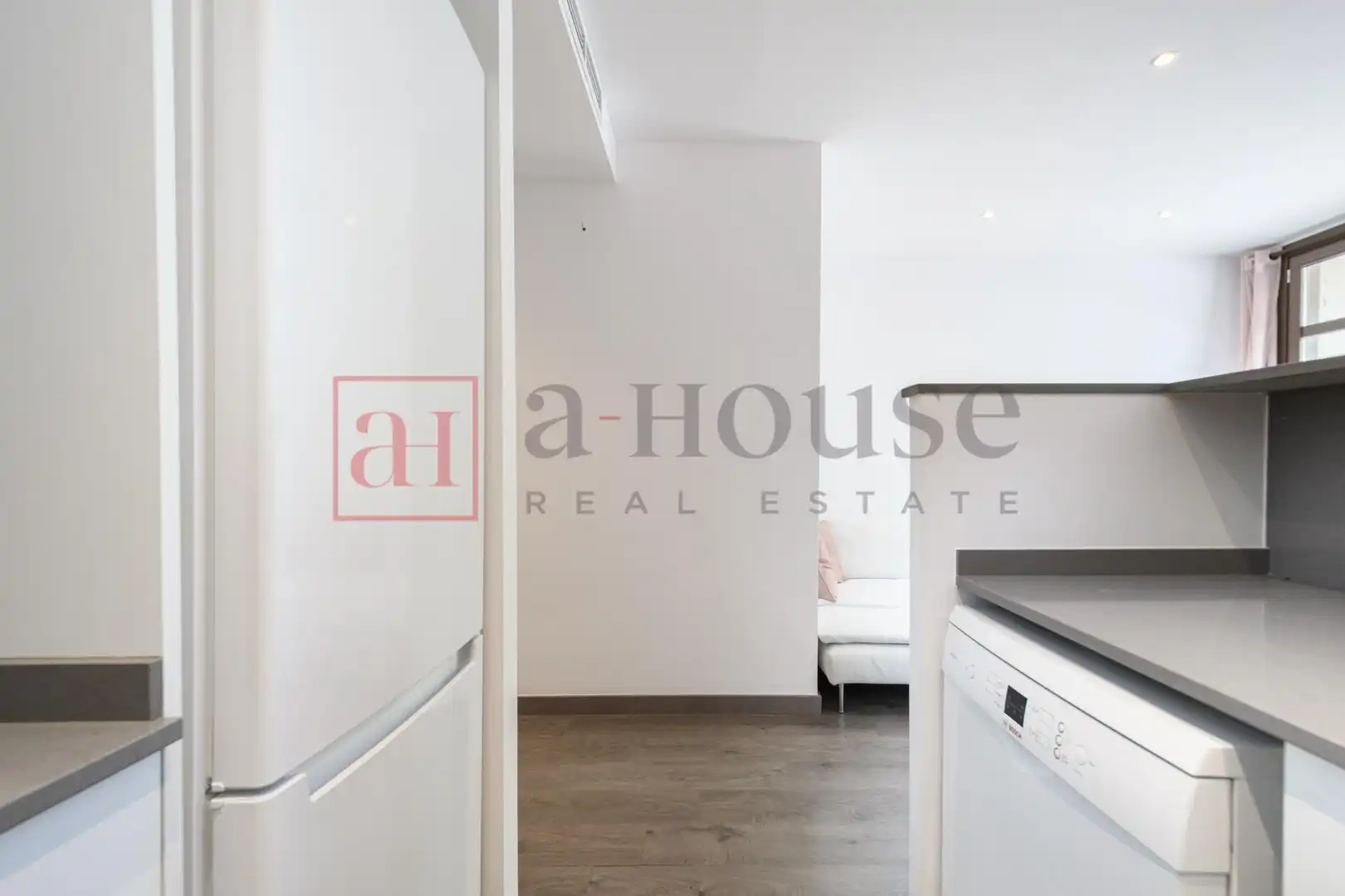 Kitchen of Flat for sale in Barcelona  with Air Conditioner, Heating and Parquet flooring
